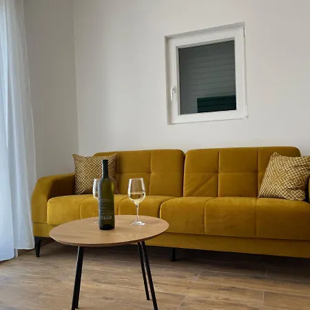 Apartman Nino Brodarica (Sibenik-Knin)