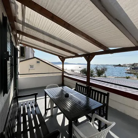 Nino Appartement *