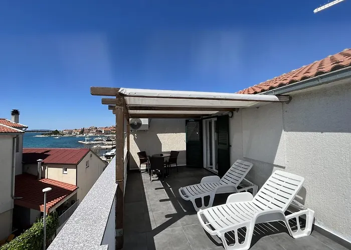 Apartman Nino Brodarica (Sibenik-Knin)